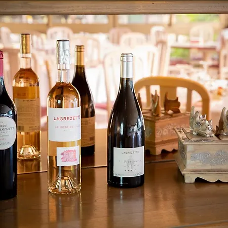 Hotel Beauregard מלון 2*