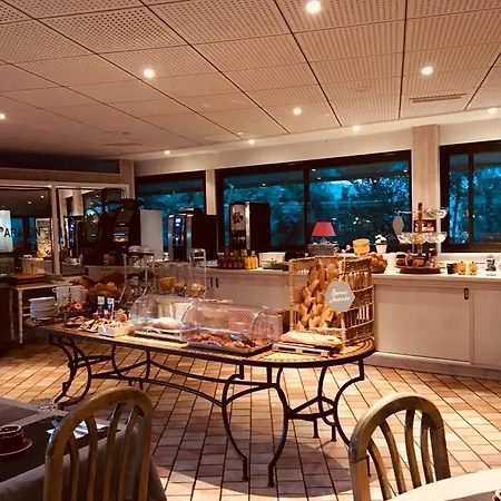 Ξενοδοχείο Hotel Beauregard 2*