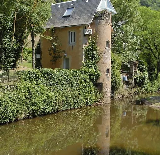 ホテル Hotel Beauregard