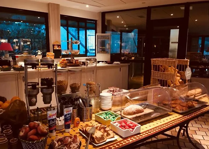 Hotel Beauregard ホテル 2*